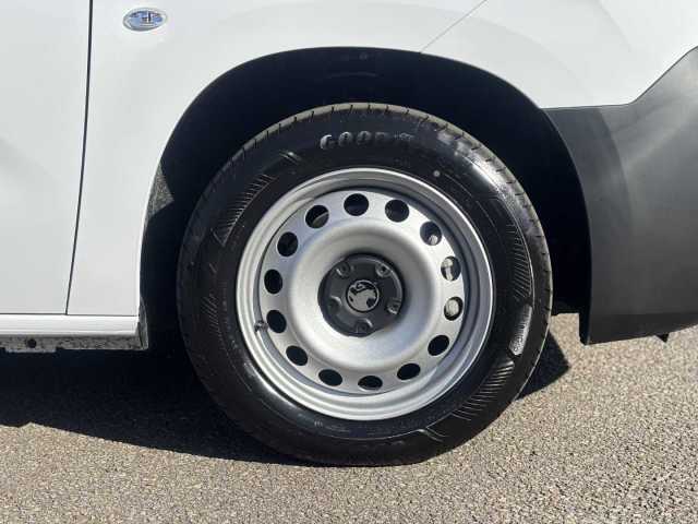 2025 Vauxhall Combo Cargo Crg Xl C/v 2300 1.5 Tb D 100 Prme