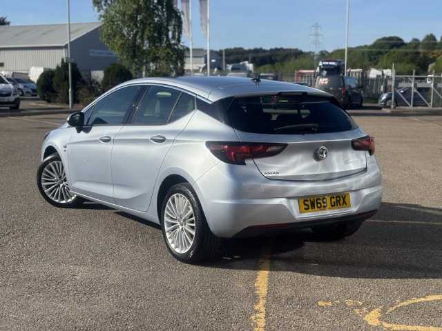 2019 Vauxhall Astra 5dr 1.5 Turbo D 122ps Elite Nav