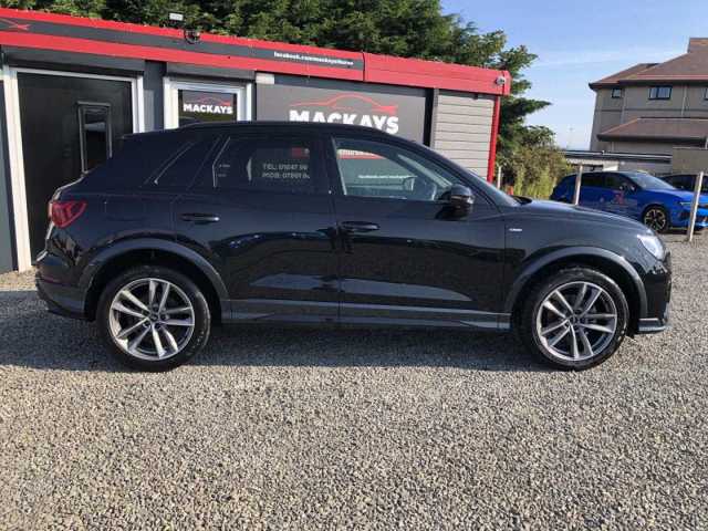 2022 Audi Q3 1.5 S Ln Blk Ed 35 Tfsi Mhev Sa