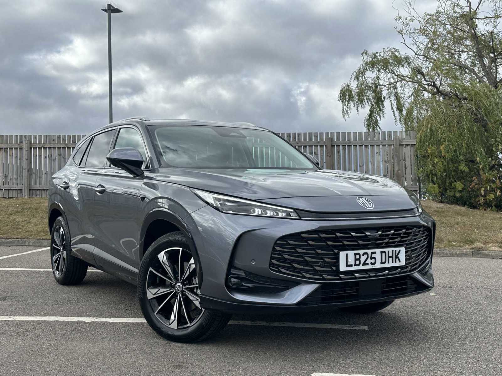 2025 MG Motor UK HS